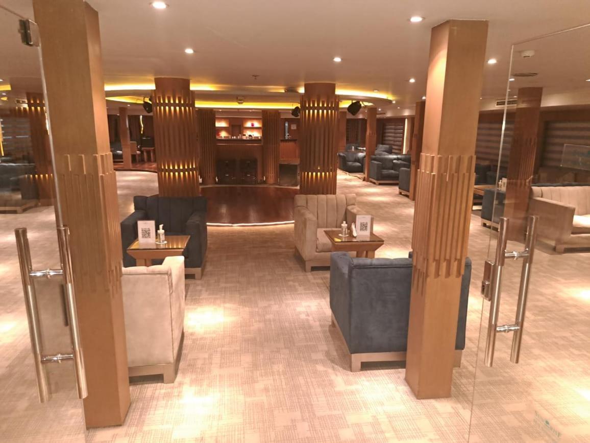 Five Star Nile Cruise From Aswan To Luxor酒店 外观 照片