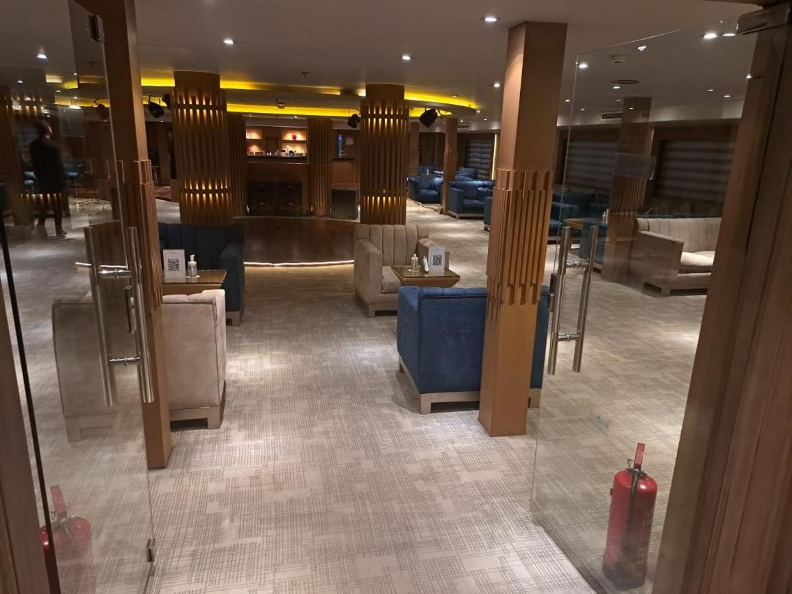 Five Star Nile Cruise From Aswan To Luxor酒店 外观 照片